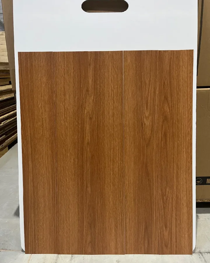 Samolepljivi podni panel M3016